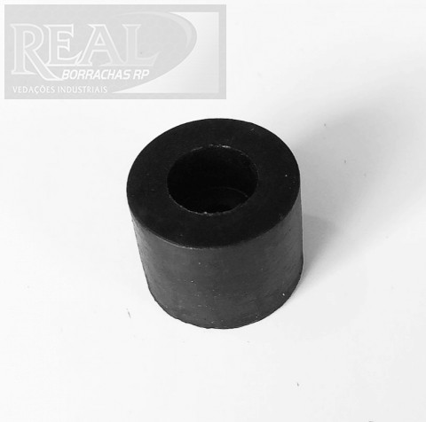 CÓD 000532 PÉ DE BORRACHA REDONDO EX 30 MM X INT 15 MM X ALT 25 MM